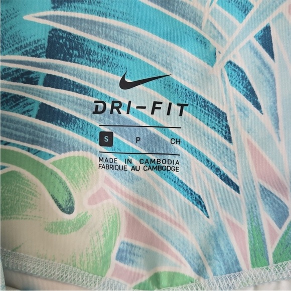 Nike botanical tropical dri fit leggings small crop - Picture 8 of 13